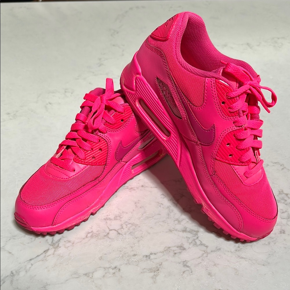 RARE NIKE AIR MAX 90 HYPER PINK